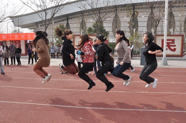 Ժ�쵼��ȫԺŮ�̹����ȡ����ˡ������Ͷ���Ů��