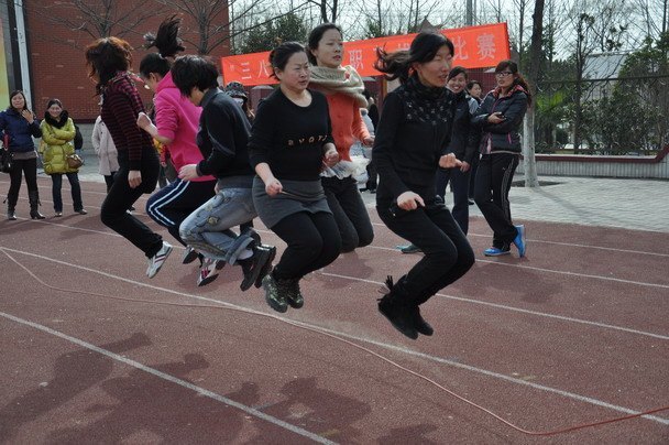 Ժ�쵼��ȫԺŮ�̹����ȡ����ˡ������Ͷ���Ů��