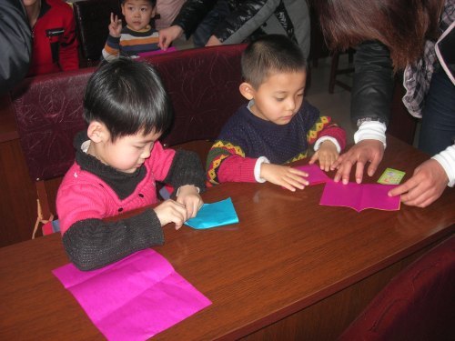 ����ϵ��ί��ͨ���й���Ժ��չѧ�׷�