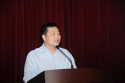 �㶫ʯ�ͻ���ѧԺ¡���ٿ�2010-2011ѧ�������ѧ������ܽ���ô��