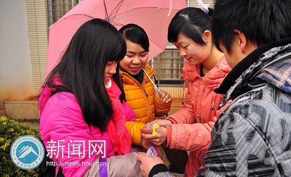 三七女生节“潮”动校园