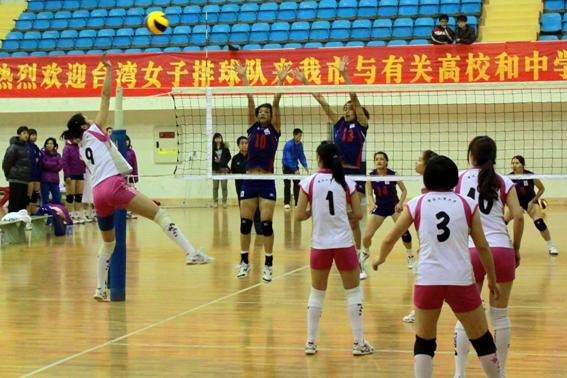台湾女排亮相重庆工商大学引关注