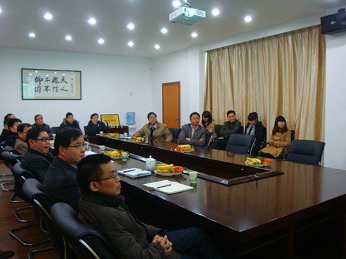 张尧学校长谈哲学社会科学发展:结合时代需求 多做实证研究