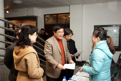 山东建筑大学2012届艺术类专业毕业生供需见面会举行