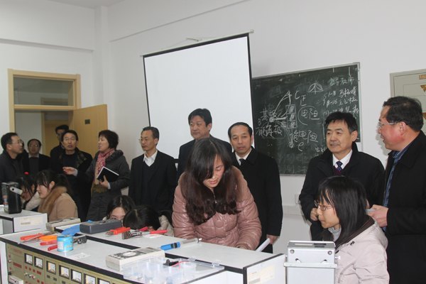 潍坊学院节约型校园现场办公会举行