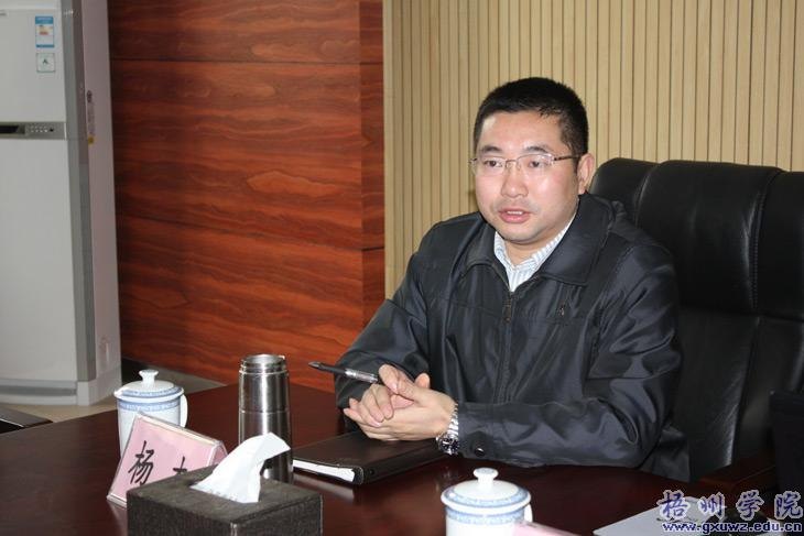 �������θߵ�ר��ѧУ����½��ڵ�У�������ҽ�ѧ�ɹ������걨���鱨���