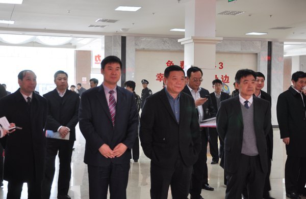 Ϋ��ѧԺ�쵼����Ϋ�ǹ�ְ�ɲ�