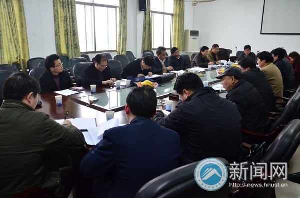 校领导深入博士授权建设单位现场办公