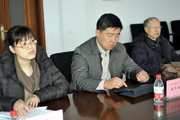 美南伊利诺伊州立大学代表来访长春建筑学院进行会谈及讲座