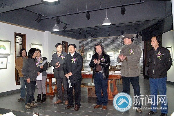 ����ѧԺʦ���滭չ���оٰ�