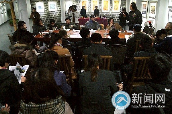 ����ѧԺʦ���滭չ���оٰ�