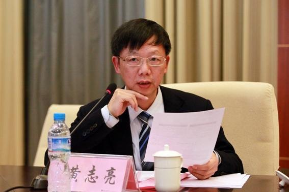 重庆工商大学副校长黄志亮讲话(学生助编:张敏)更多有关"重庆工商大学