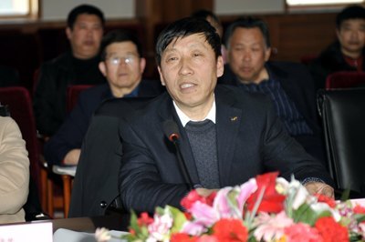 孙爱东董事长_董事长办公室图片