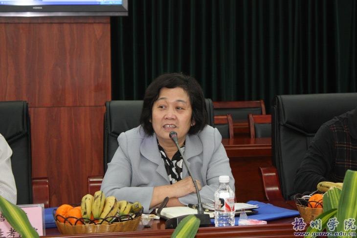 梧州市招生考试院及市区各中学领导到梧州学院参观交流