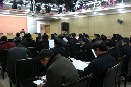 2012年工会工作重点:“建家”、“维权”、“服务”