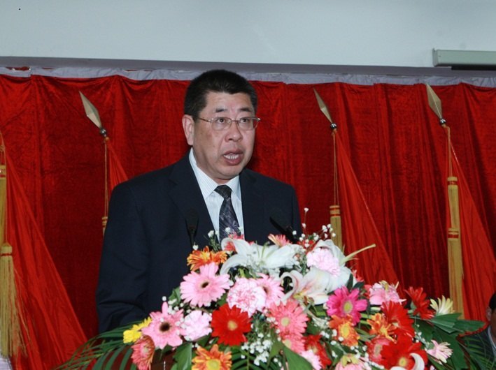 鲁东大学隆重召开第一届教代会暨工代会第三次会议