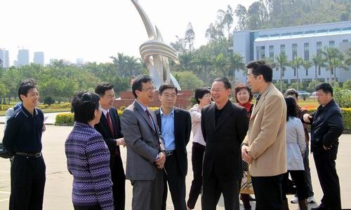 ʦרѧϯųԱУչֲ