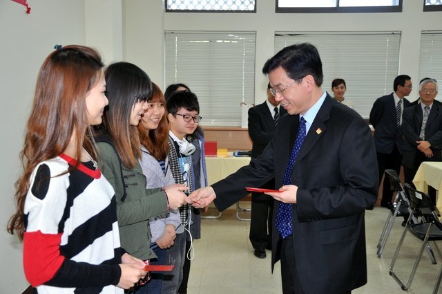 �����������˱�Ԫ�г���̨�η��й��Ƽ���ѧ����������ѧԺѧ��