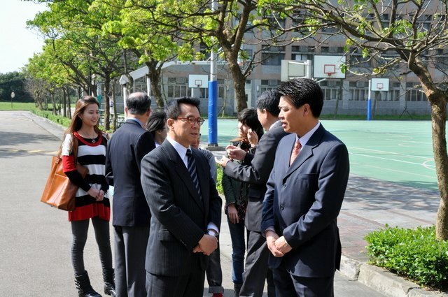 �����������˱�Ԫ�г���̨�η��й��Ƽ���ѧ����������ѧԺѧ��