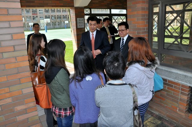 �����������˱�Ԫ�г���̨�η��й��Ƽ���ѧ����������ѧԺѧ��