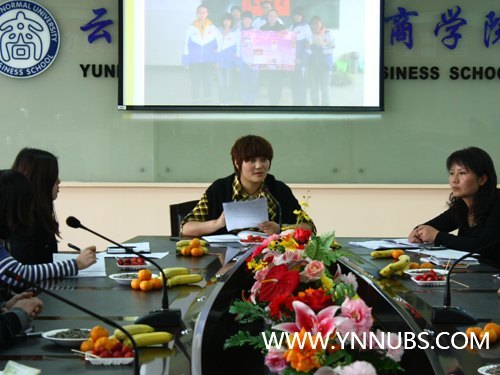 �ط�ĸУ ��Լ��Ժ Я�ֳɳ�--2012���ѧ�����ж�ĸУ������ʵ�����̸��