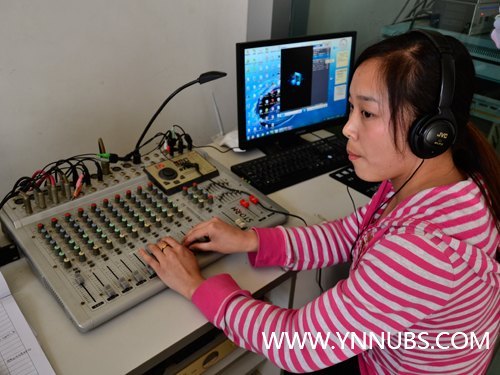 商学院广播电台开展“学雷锋”专题节目