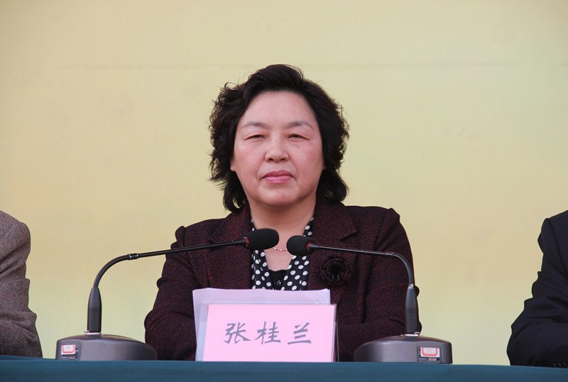 郑州职业技术学院隆重举行2011—2012学年优秀学生表彰大会