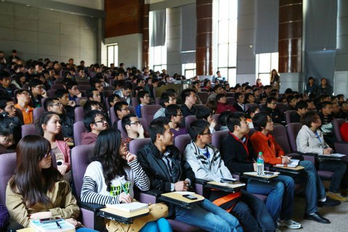 У�����硢��־�����������մ�ѧԺ��ѧ