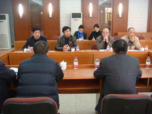 校党委书记冯林华到科技艺术学院调研