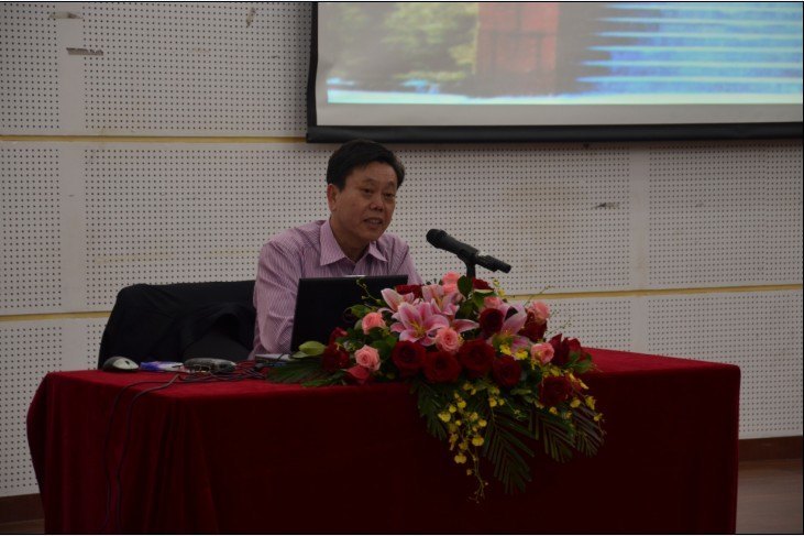 南方论坛》系列讲座之四十四讲顺利举行