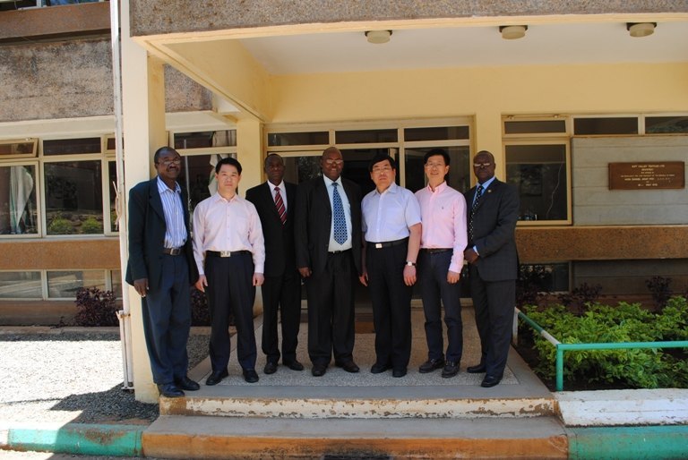 东华大学代表团访问肯尼亚莫伊大学