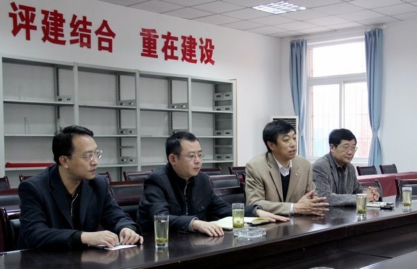 永川区委副书记方军来重庆大学城市科技学院检查指导工作