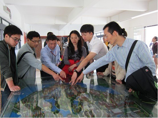 ��ɽ��ѧ���񴦸��������麣У�����ڹ�����������|һ��������ɽ��ѧ�»�ѧԺ��ݸУ��