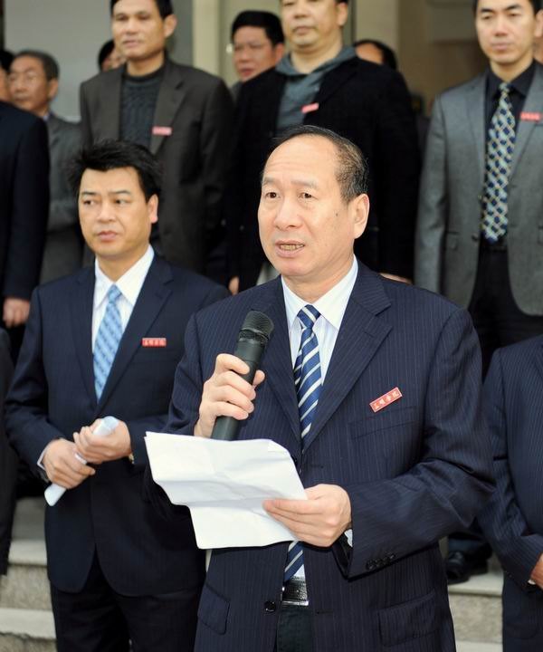 ����ѧԺ�����廳����¶����׷˼��ʽ