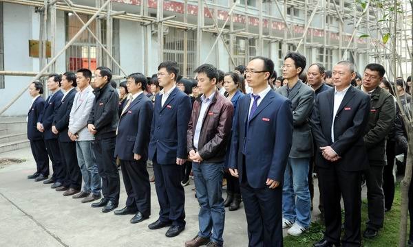 ����ѧԺ�����廳����¶����׷˼��ʽ