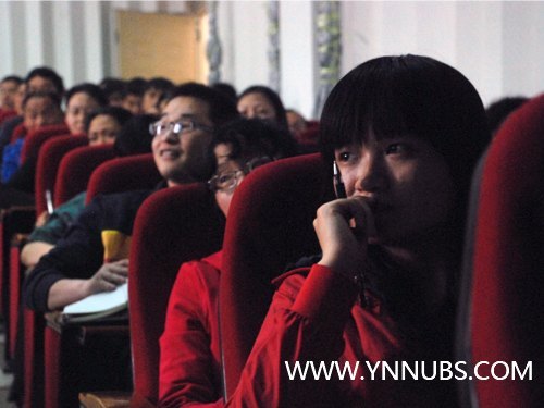 美国加州西来大学校长黄茂树博士应邀来云南师范大学商学院开展专题讲座