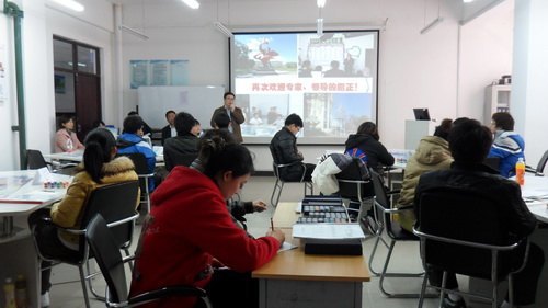 ����Ӧ�����˲� չ��ɫ��ѧ�������Ӧ�����˲� չ��ɫ��ѧ���