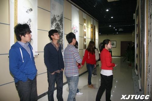 ������ͨ��ѧ����ѧԺ�������ϵʦ���黭��Ʒչ¡�ؿ�Ļ