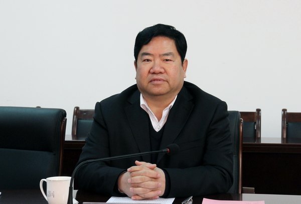 ��ί��У����Э�ȵ�λ�쵼��֣��ְҵ����ѧԺ����