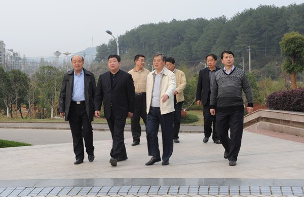 �������ߵȽ���˾�쵼����ɽѧԺ����ָ������