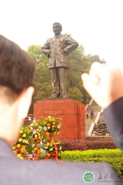 徐老,我们永远怀念你