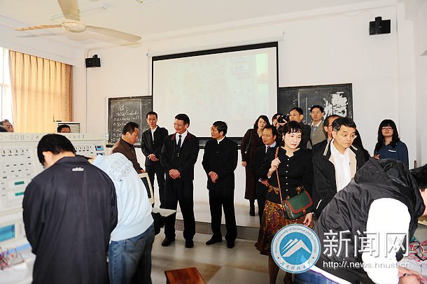 樱花漫天绽放 台湾客人来访