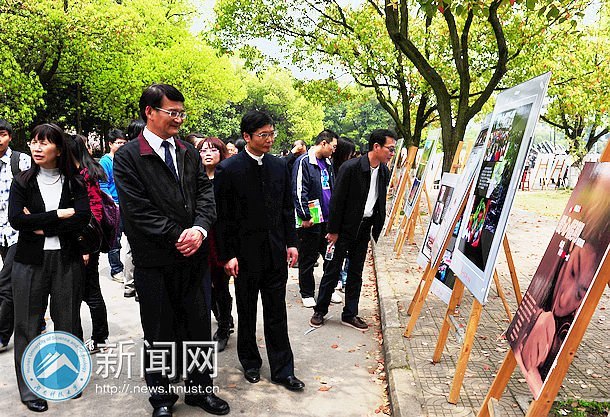 樱花漫天绽放 台湾客人来访