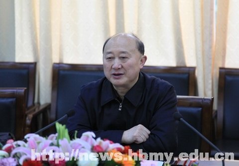 胡茂成一行赴贵州民族大学考察更名工作