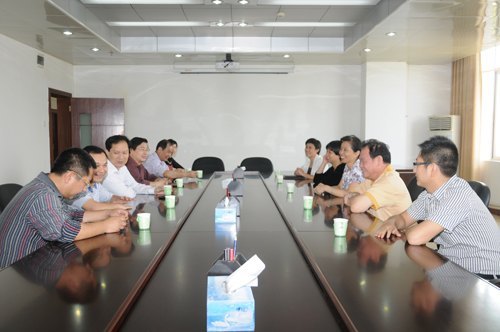 中国海洋石油南海西部公司副总经理卢道强率队来校招聘毕业生