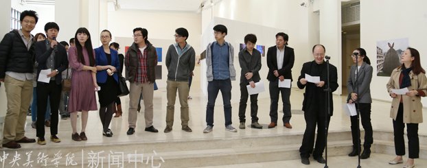 一次跨文化摄影教育的成功实践 中荷摄影交流展《纠结》开幕