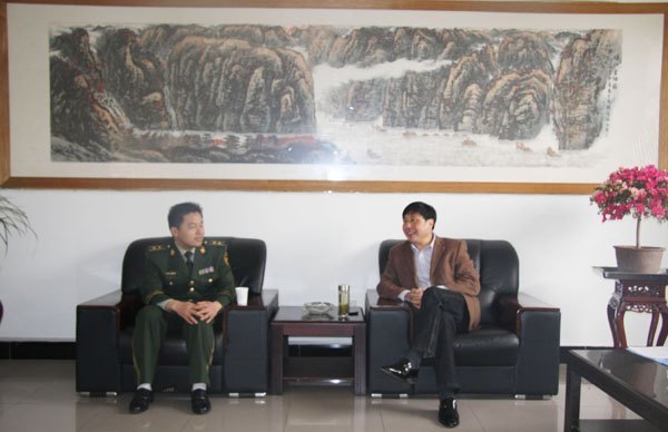 皖西学院校领导会见六安市消防支队领导