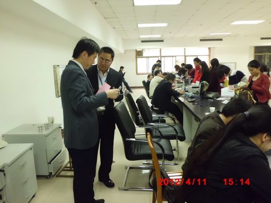 重庆医科大学2012年攻读硕士学位研究生复试报到工作顺利结束