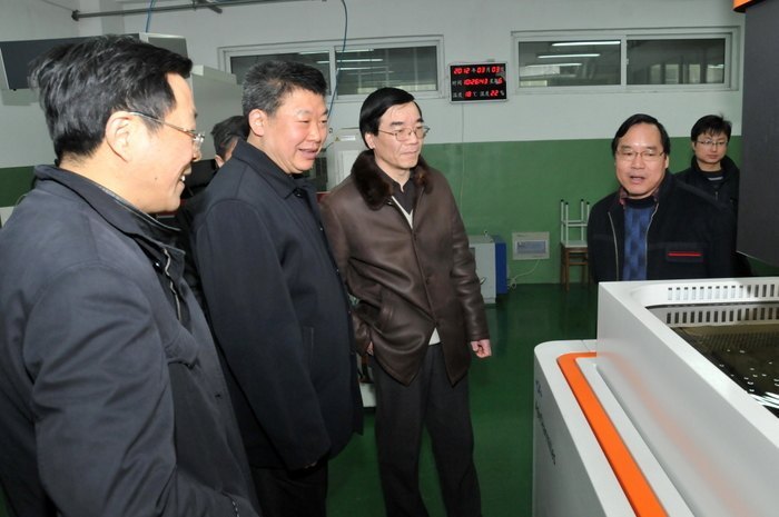 江苏省模具电化学加工重点建设实验室专家现场论证会召开