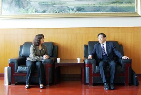 “齐建国大使谈美国战略重点东移与南海问题”学术讲座在北京城市学院举行